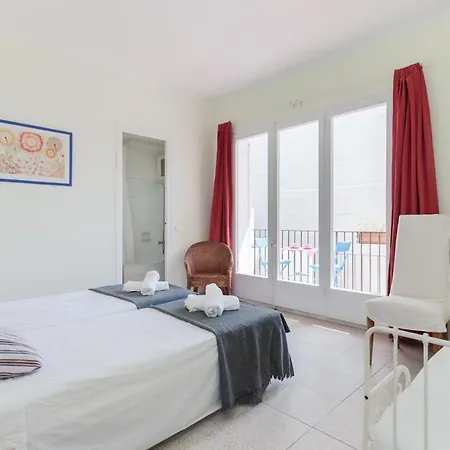 12 Sitgesmarybeach Apartment